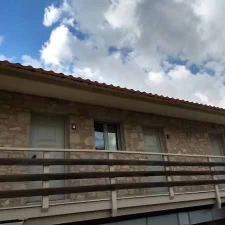 Arethoussa Polyhoros Pantazopoulou Pensión Karítaina